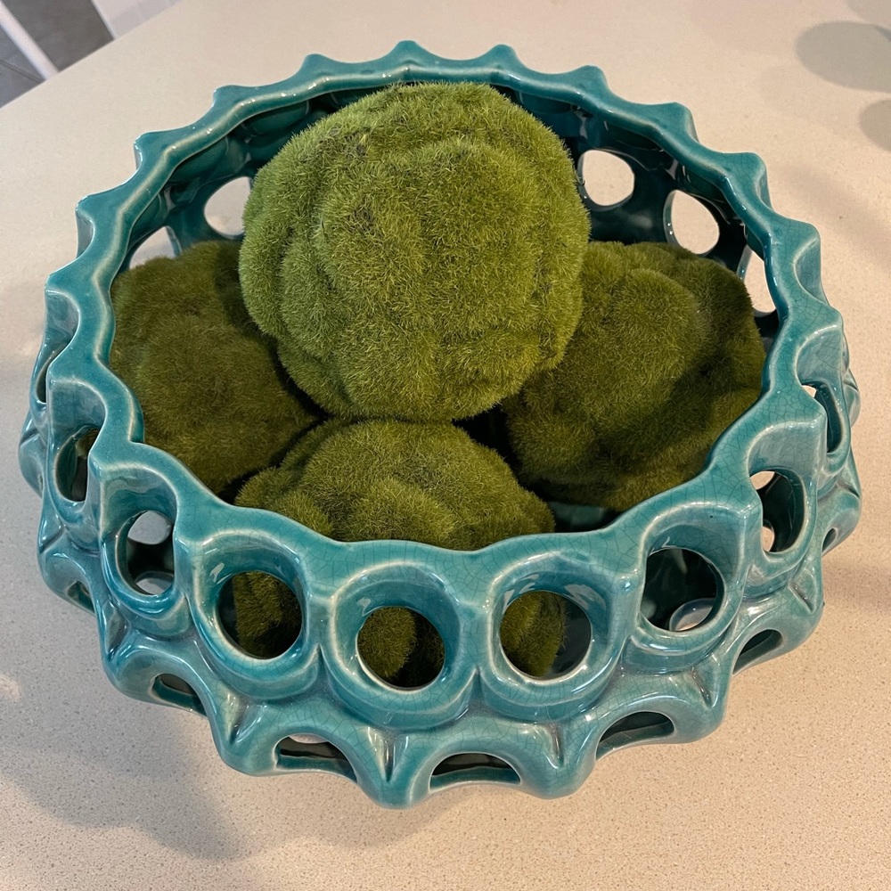 Kat’s Decorative Centerpiece